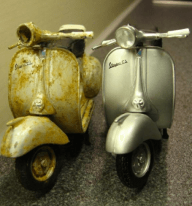 epave scooter de marque vespa