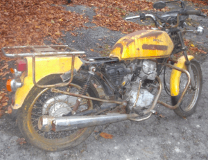 Moto honda 125 était d'epave